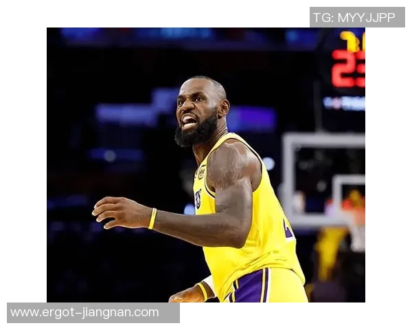 有些过于离谱了吧？被湖人裁掉之后他居然成为了太阳的先发控卫？