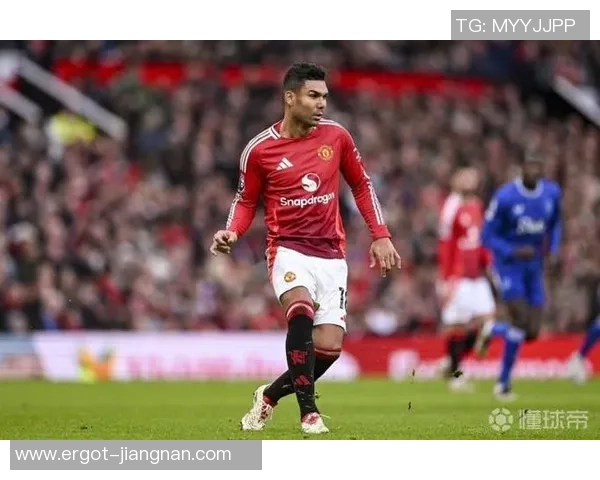 曝卡塞米罗与曼联周薪不合，差太多恐归队！阿莫林想留却无法做主